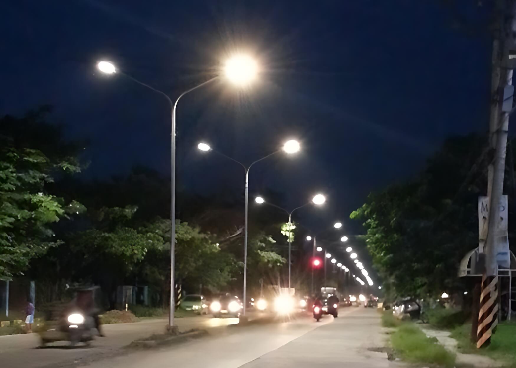 street lighting at tarlac provincial road 1
